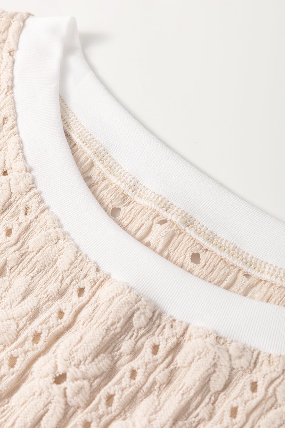 Contrast Trim Eyelet Shell Top