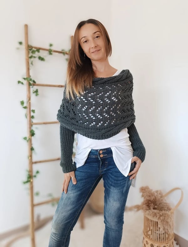 Zenina | Double sleeves shawl scarf