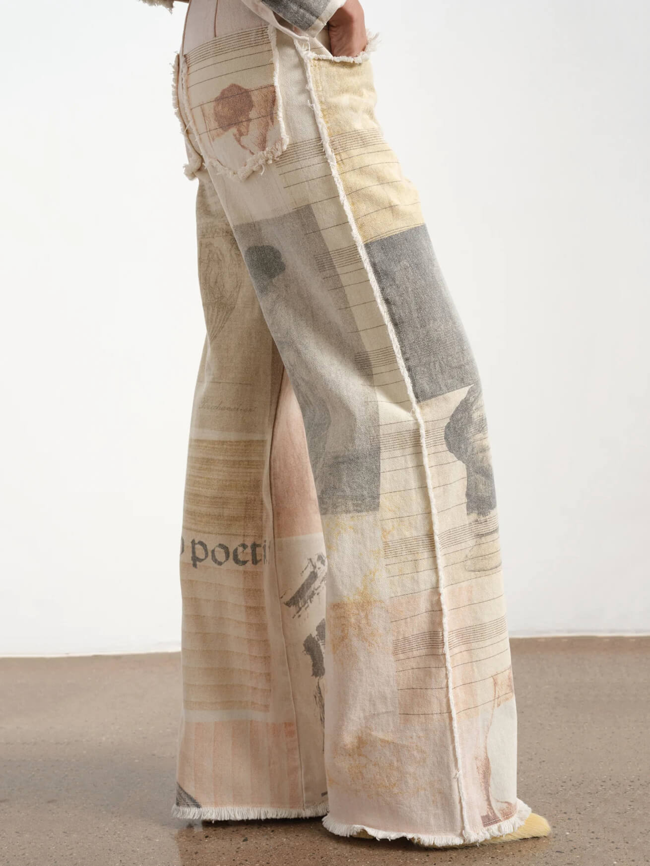Vintage Print Wide Leg Jeans