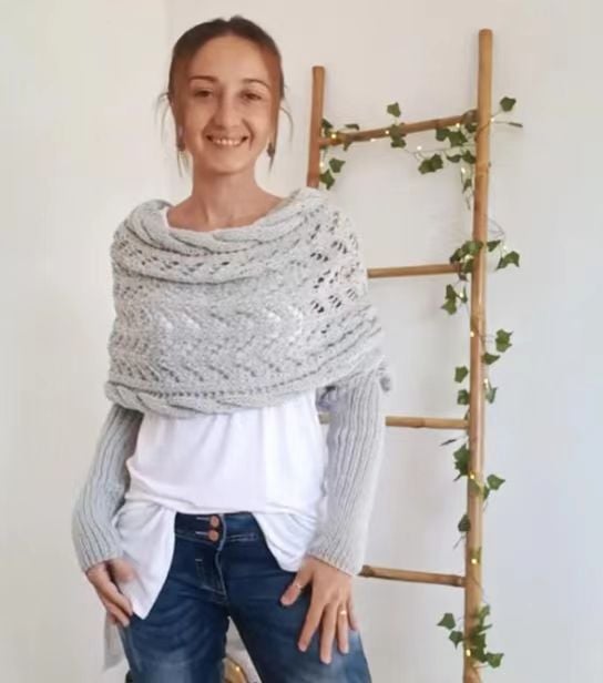 Zenina | Double sleeves shawl scarf