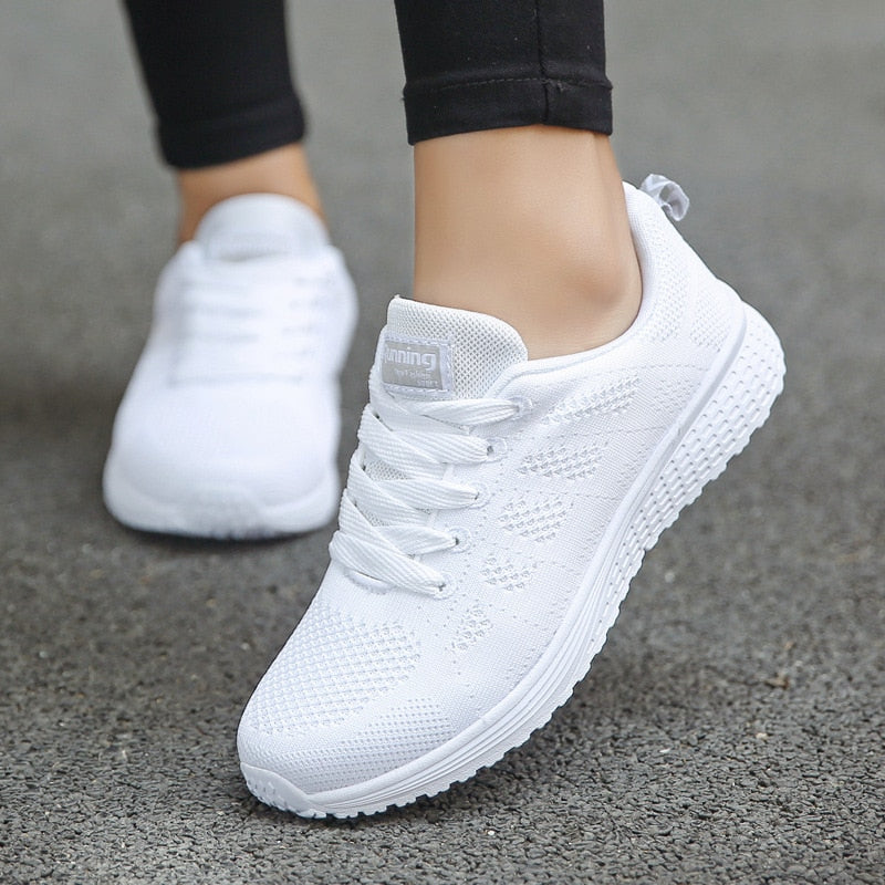 OrthoStride™ | Orthopaedic leisure shoes for women with wide feet