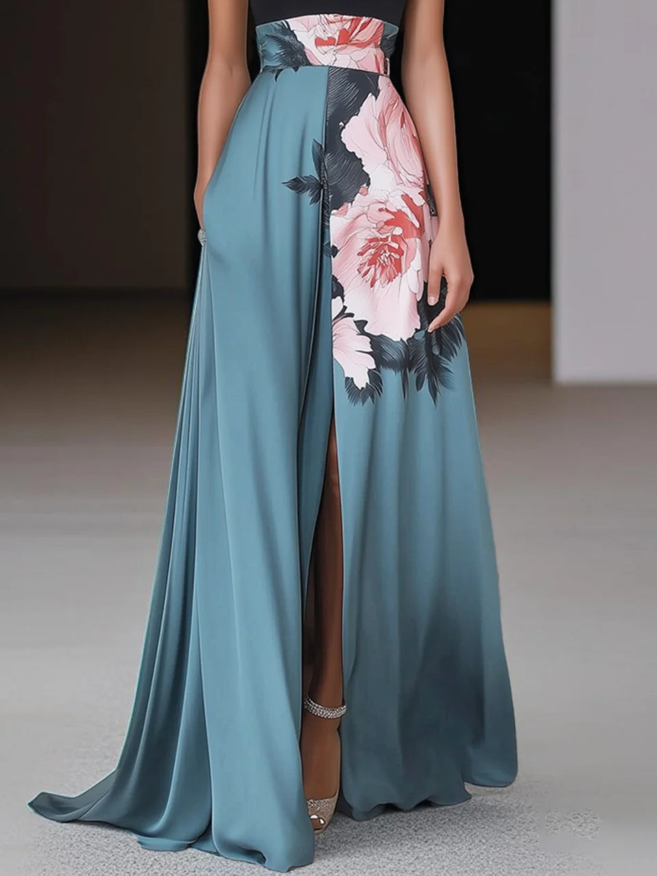 Halter Neck Peony Print Maxi Dress