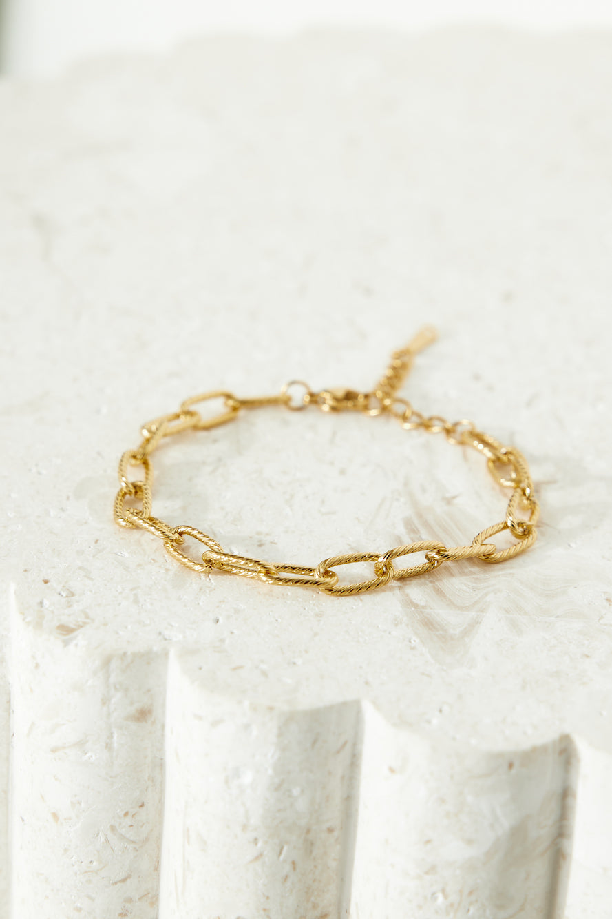 Women's Adjustable Gold Link Bracelet — detail view