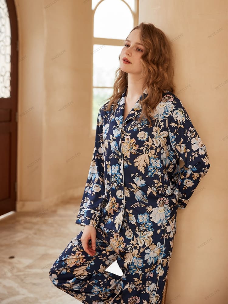 Women's blue begonia floral print pajama set — collar detail