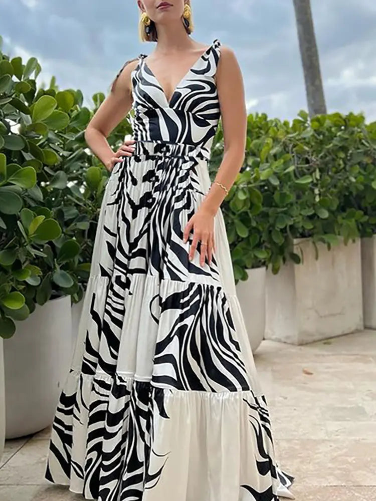 Women's deep v striped swimsuit set