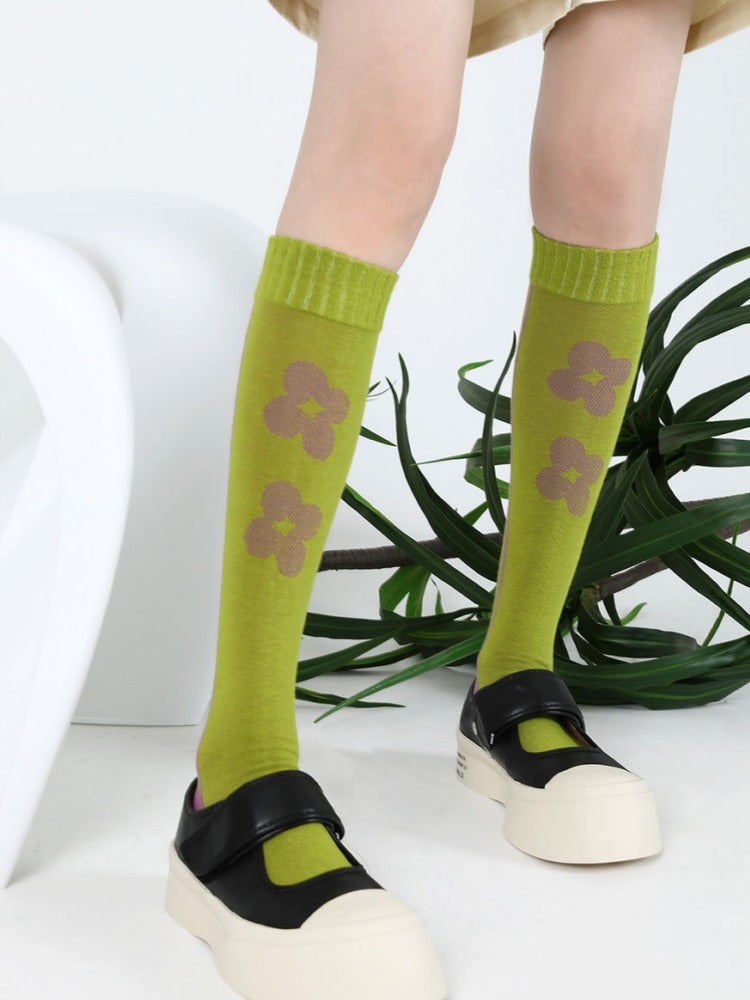 Women's charming flower print cotton socks