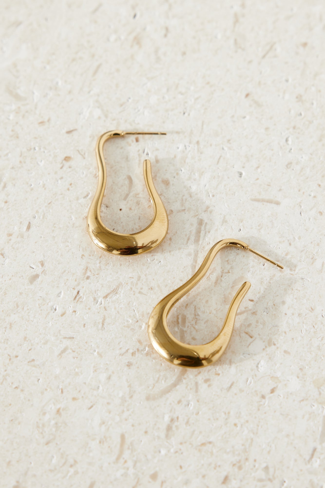 Women's gold-plated open hoop earrings