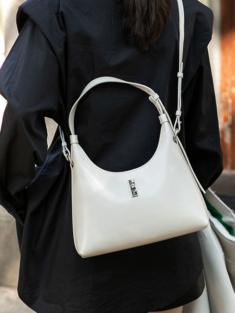 Women's half-moon leather crossbody bag