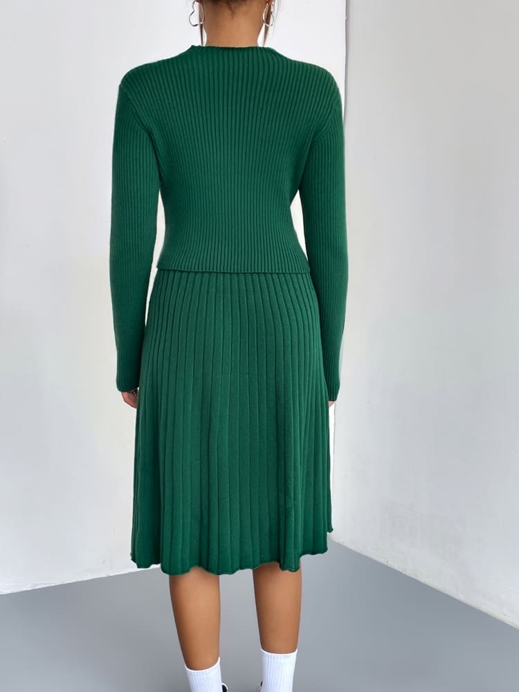 Women's A-line knit sweater skirt set — detail