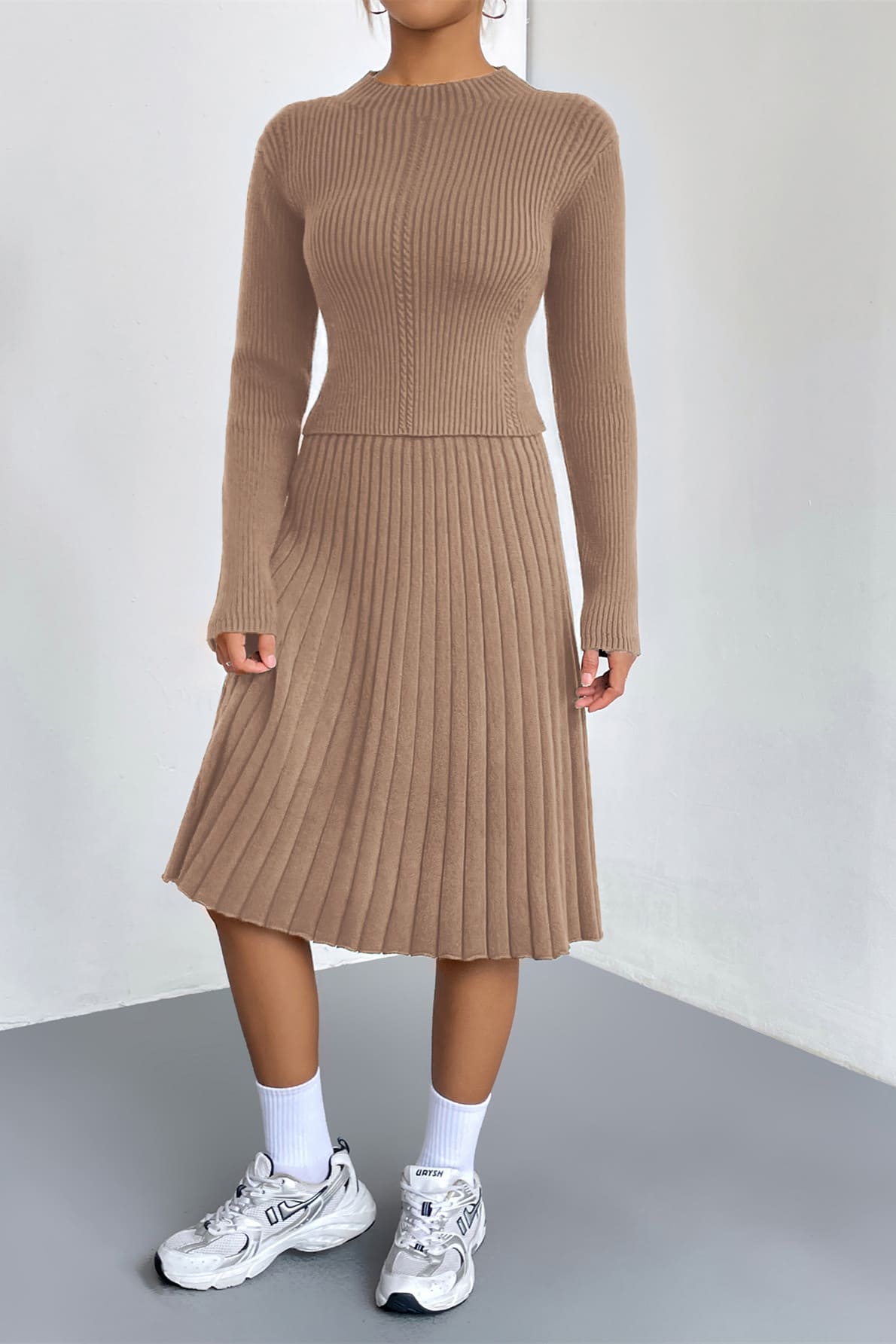 Women's A-line knit sweater skirt set — detail