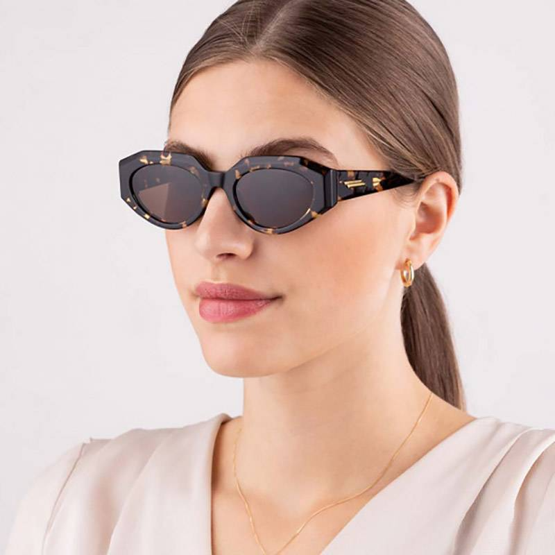 Women's oval acetate sunglasses