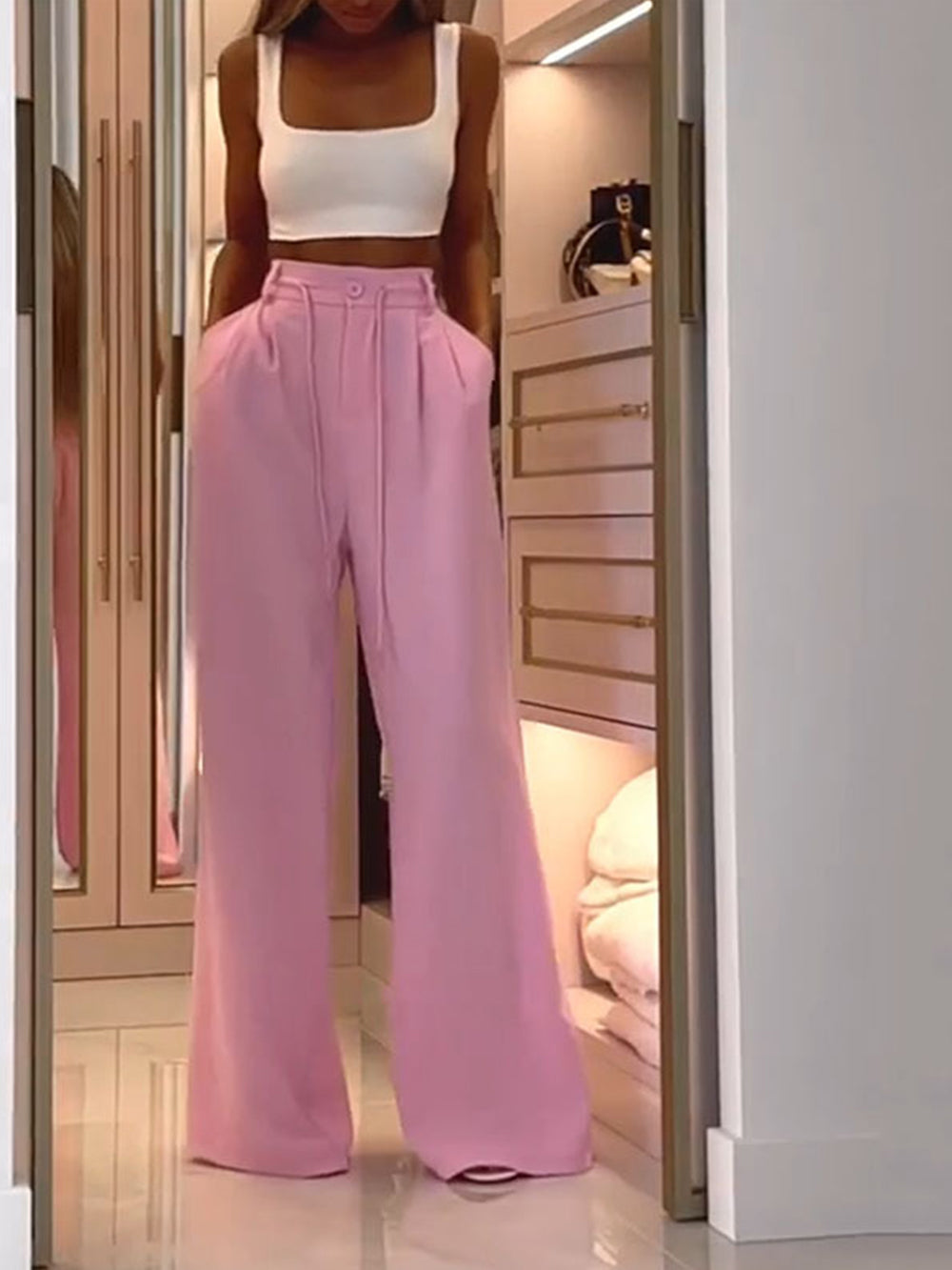 Women's Pink Pleated Wide Leg Trousers — pleat detail
