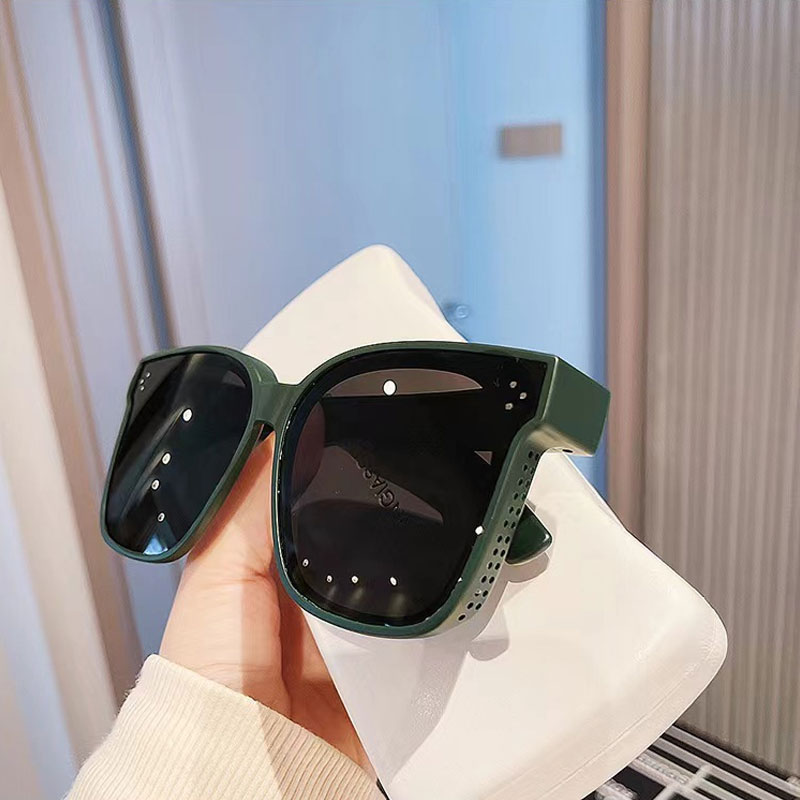 Women's polarized TAC-lens sunglasses