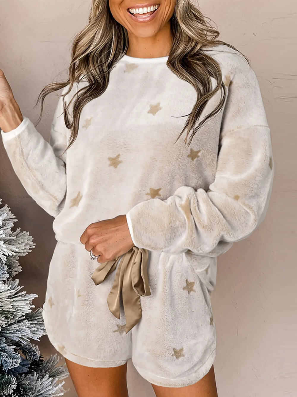 Women's white star print plush co-ord set