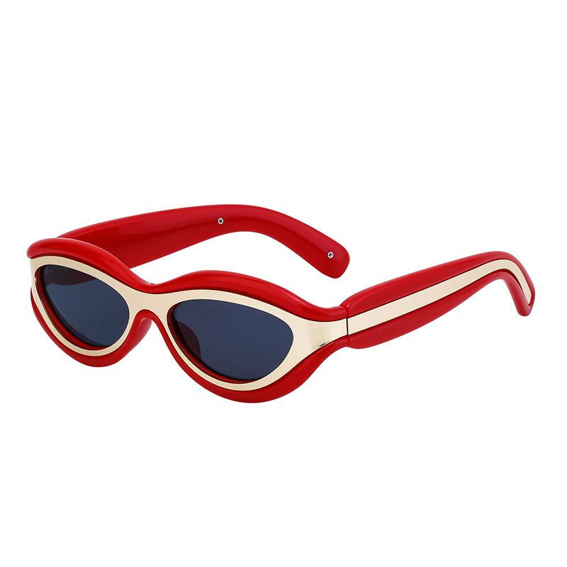Red round steampunk sunglasses by Emyri