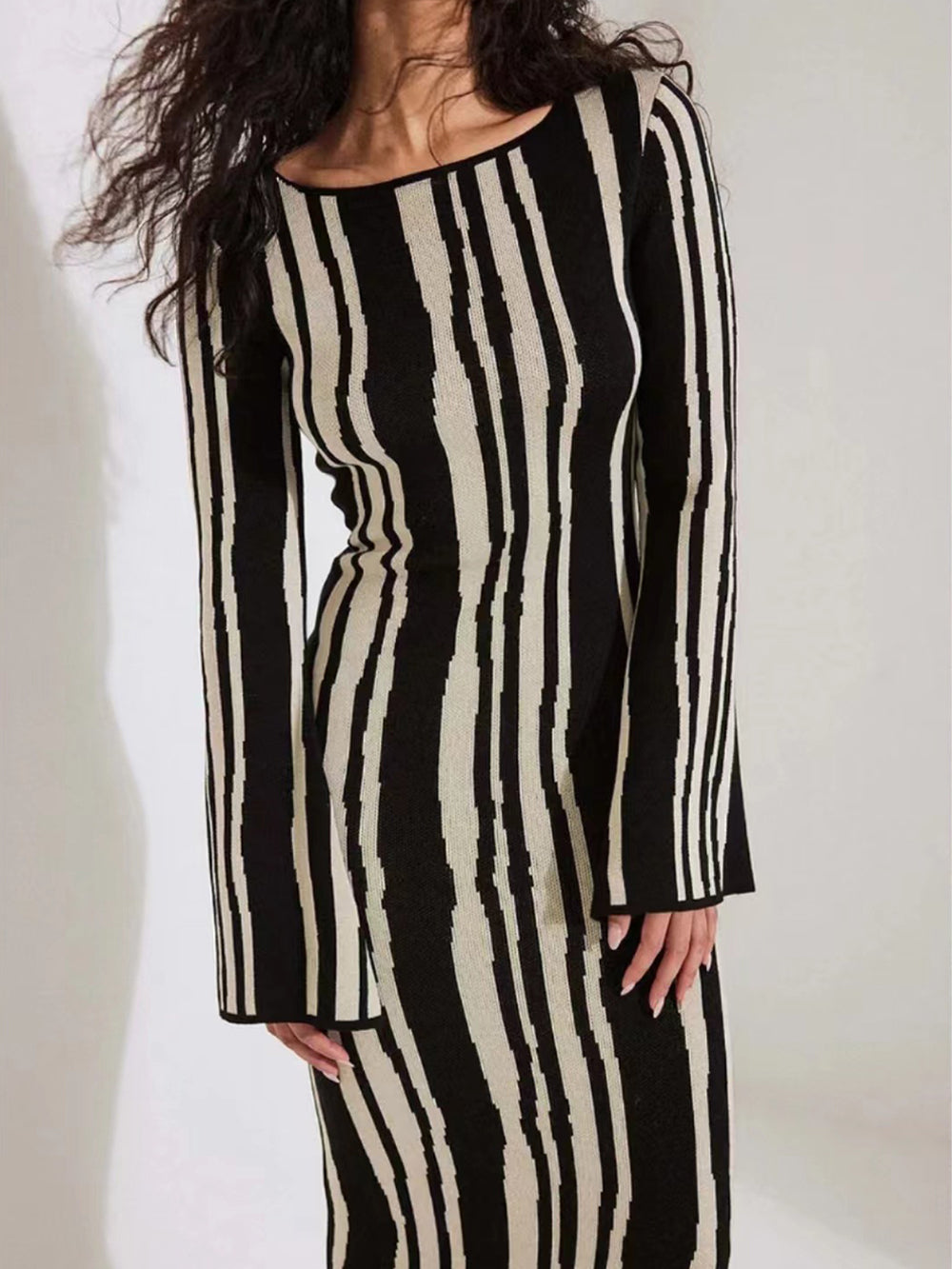 Bell Sleeve Crew Neck Maxi Dress