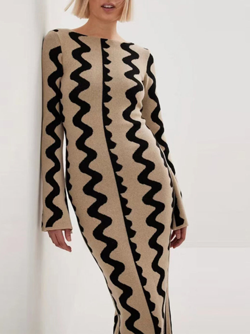 Bell Sleeve Crew Neck Maxi Dress