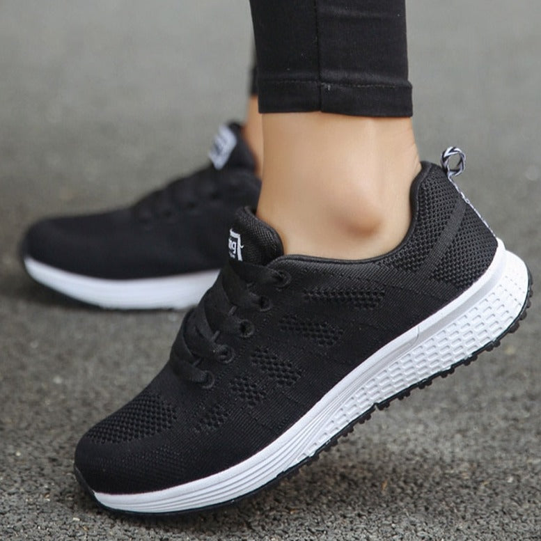 OrthoStride™ | Orthopaedic leisure shoes for women with wide feet