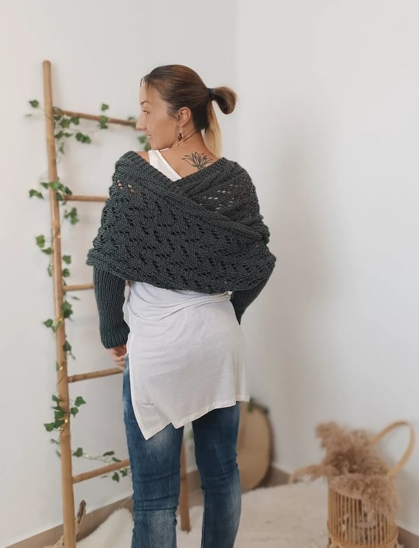 Zenina | Double sleeves shawl scarf