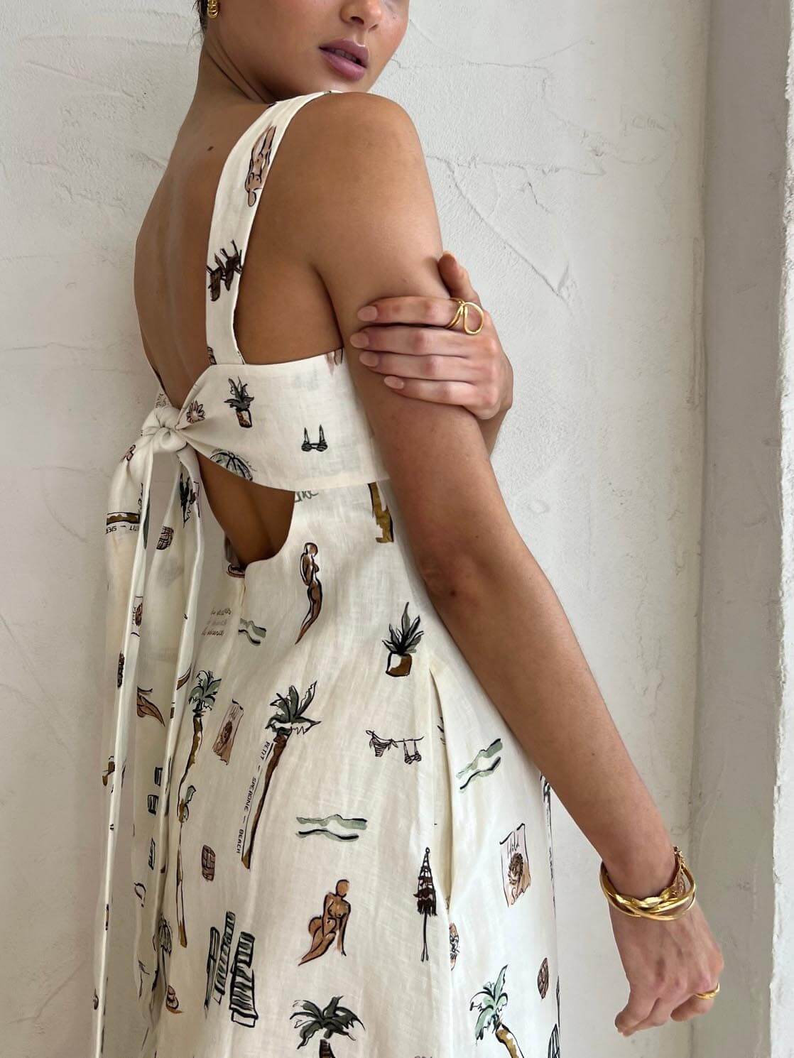 Graffiti Print Backless Maxi Dress