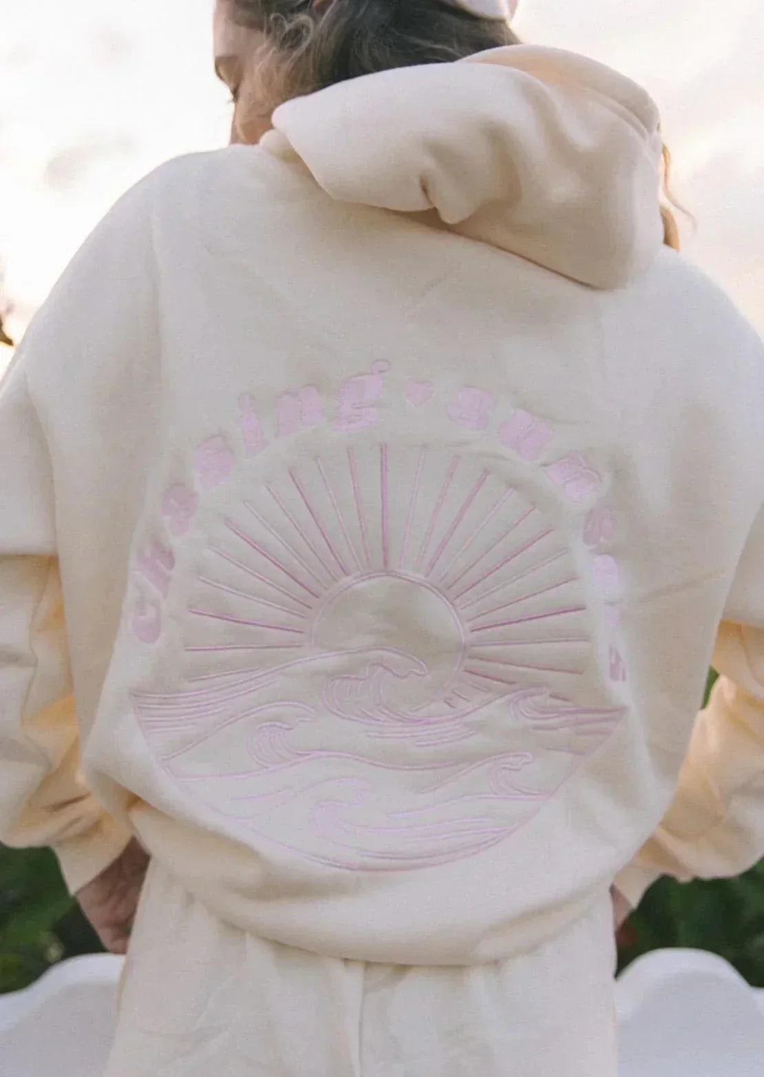 Sun Waves Hoodie™ | Vibrant sunset design for cozy days