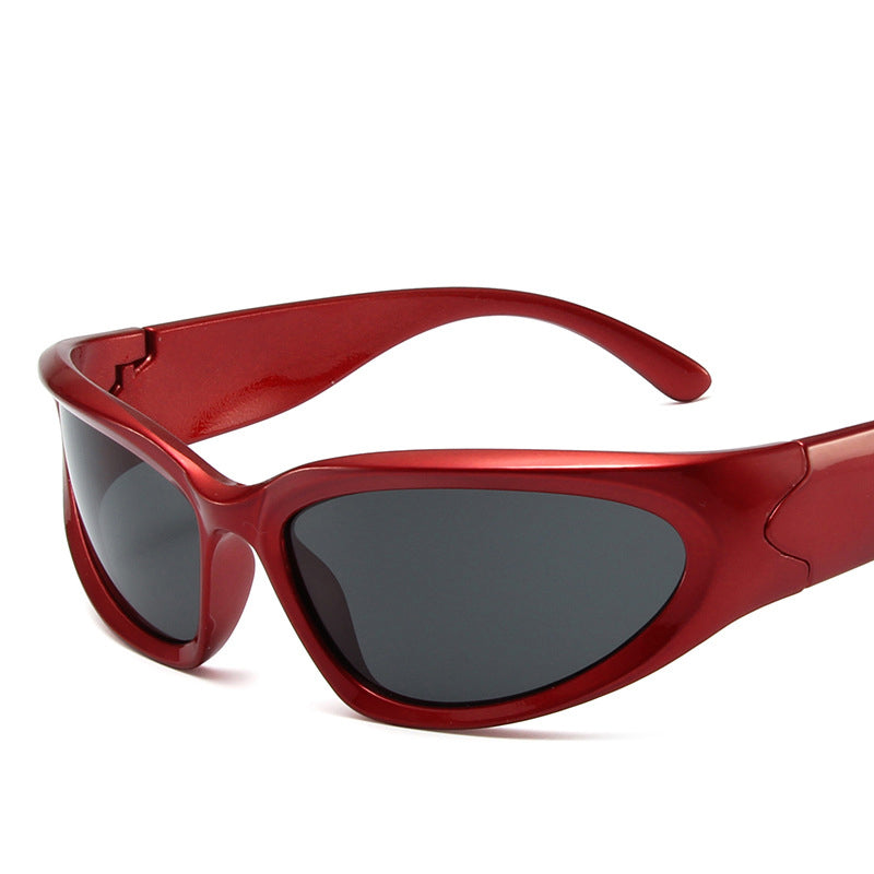 CyberChic | Trendy Y2K sunglasses in future style