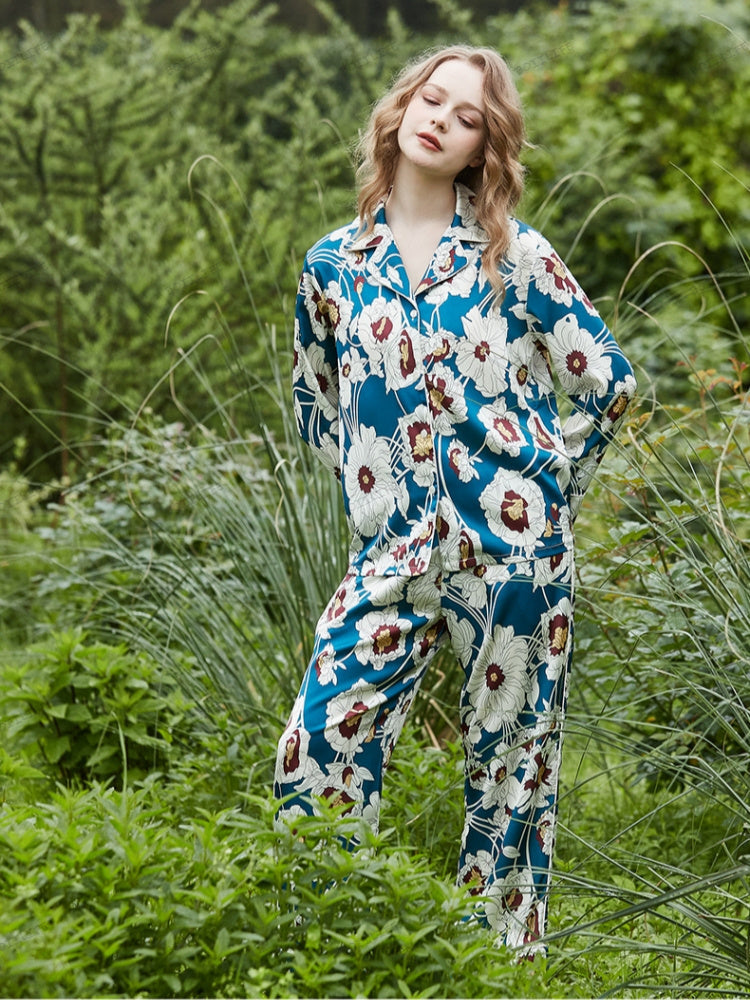 Women's blue floral print ice-silk loungewear set — detail