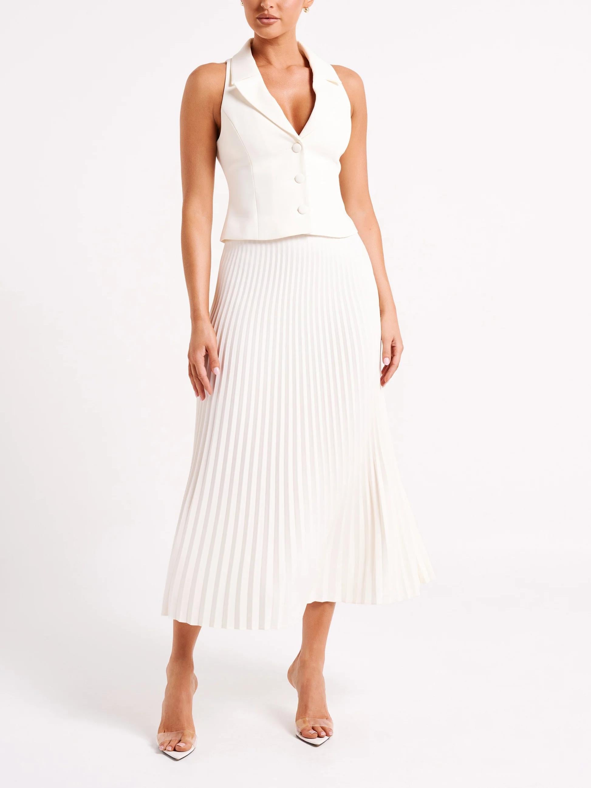 Women's pleated suiting maxi skirt, close-up detail