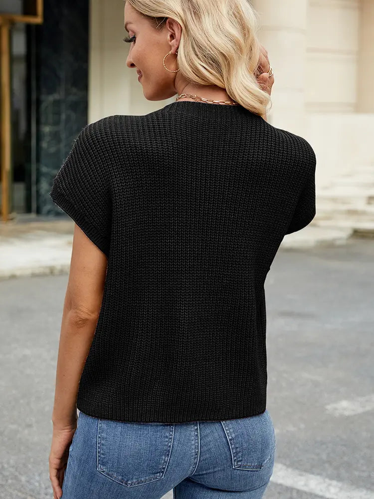 Women's cropped knit vest