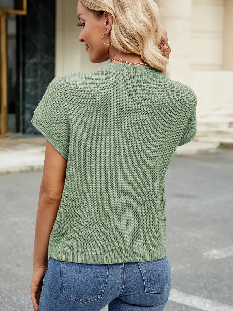 Women's cropped knit vest