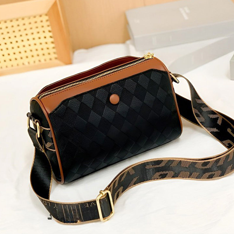 Women's diamond-quilted crossbody bag