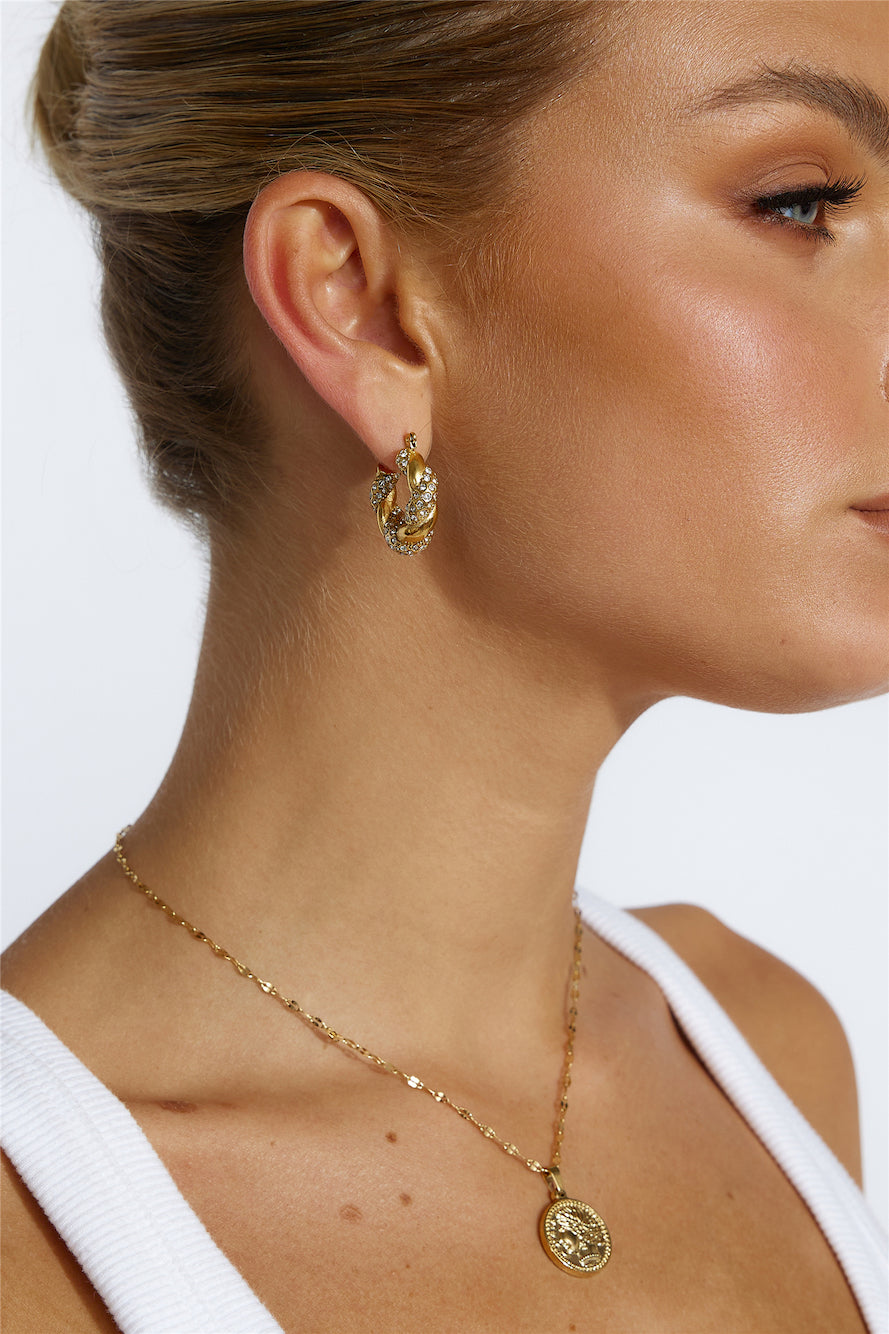 Women's gold chain drop pendant necklace — alternate angle