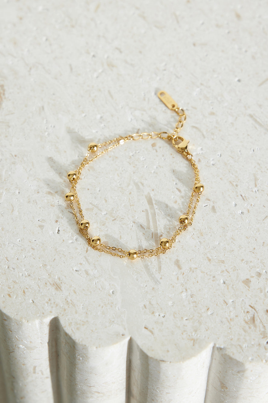 Women's gold chunky chain bracelet