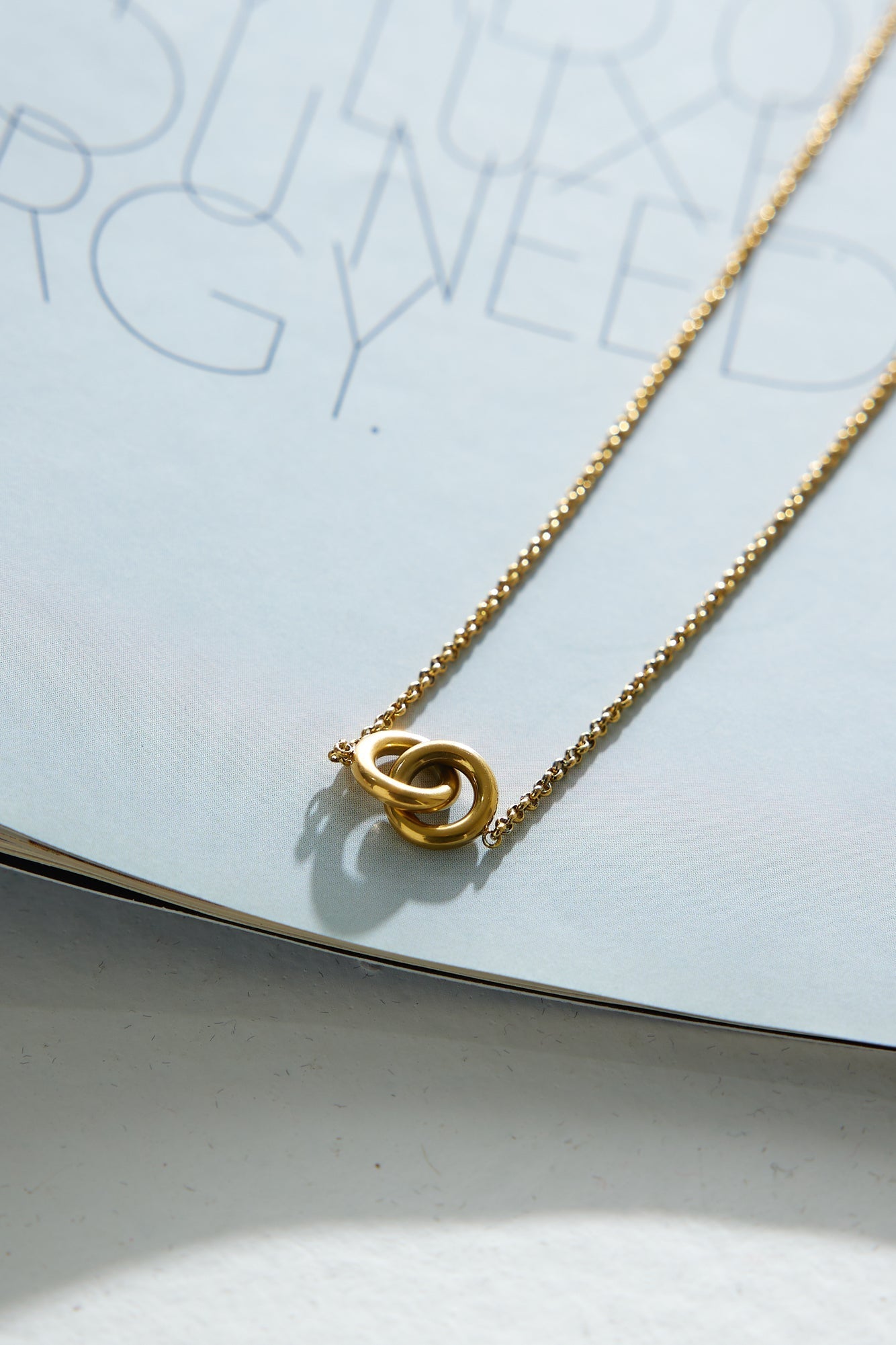 Women's gold pearl accent necklace