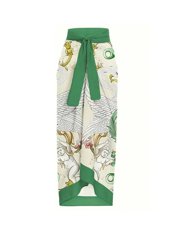 Women's green appliqué backless swimsuit — side detail