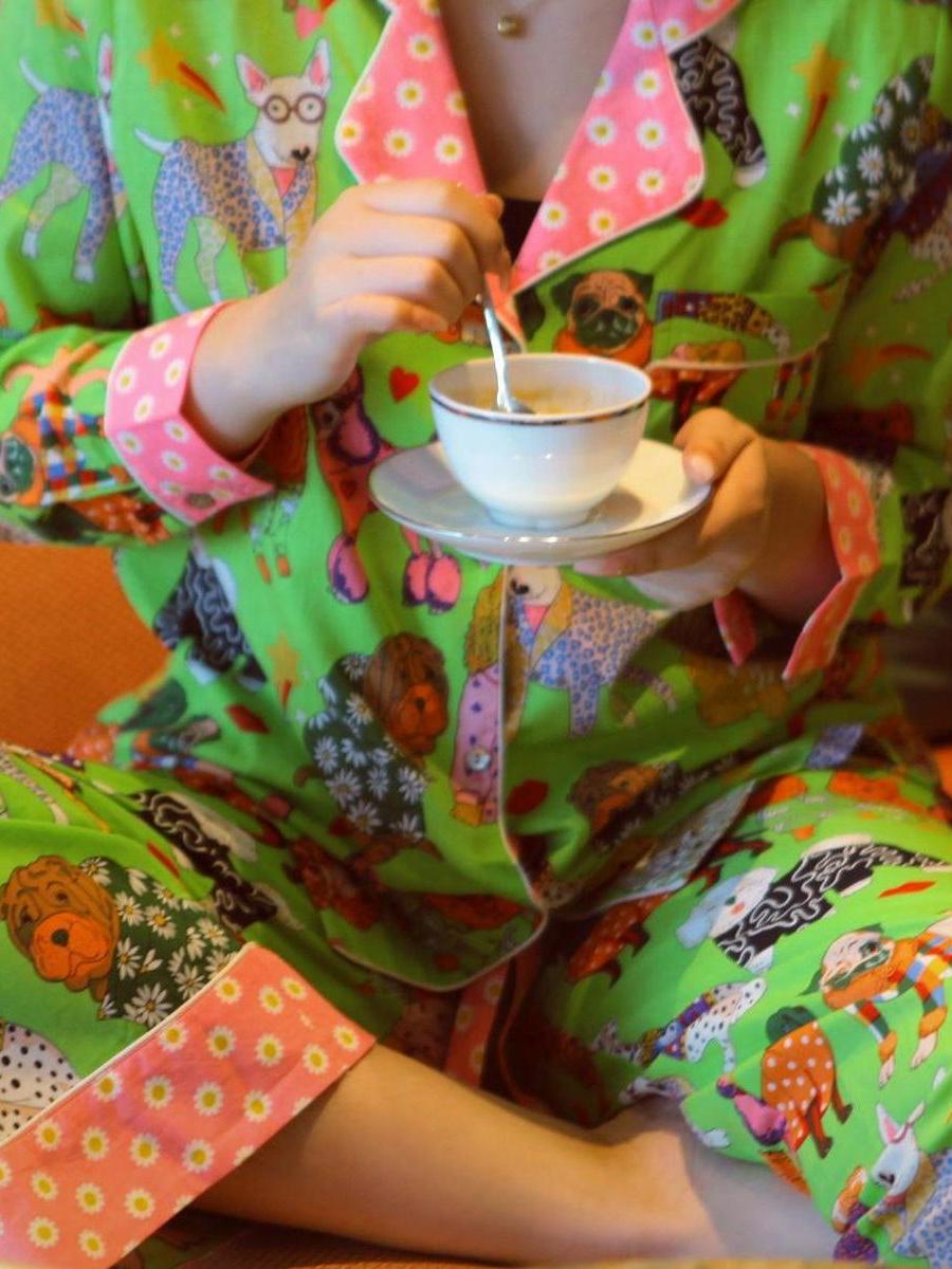 Women's green illustrated print pajama set — detail