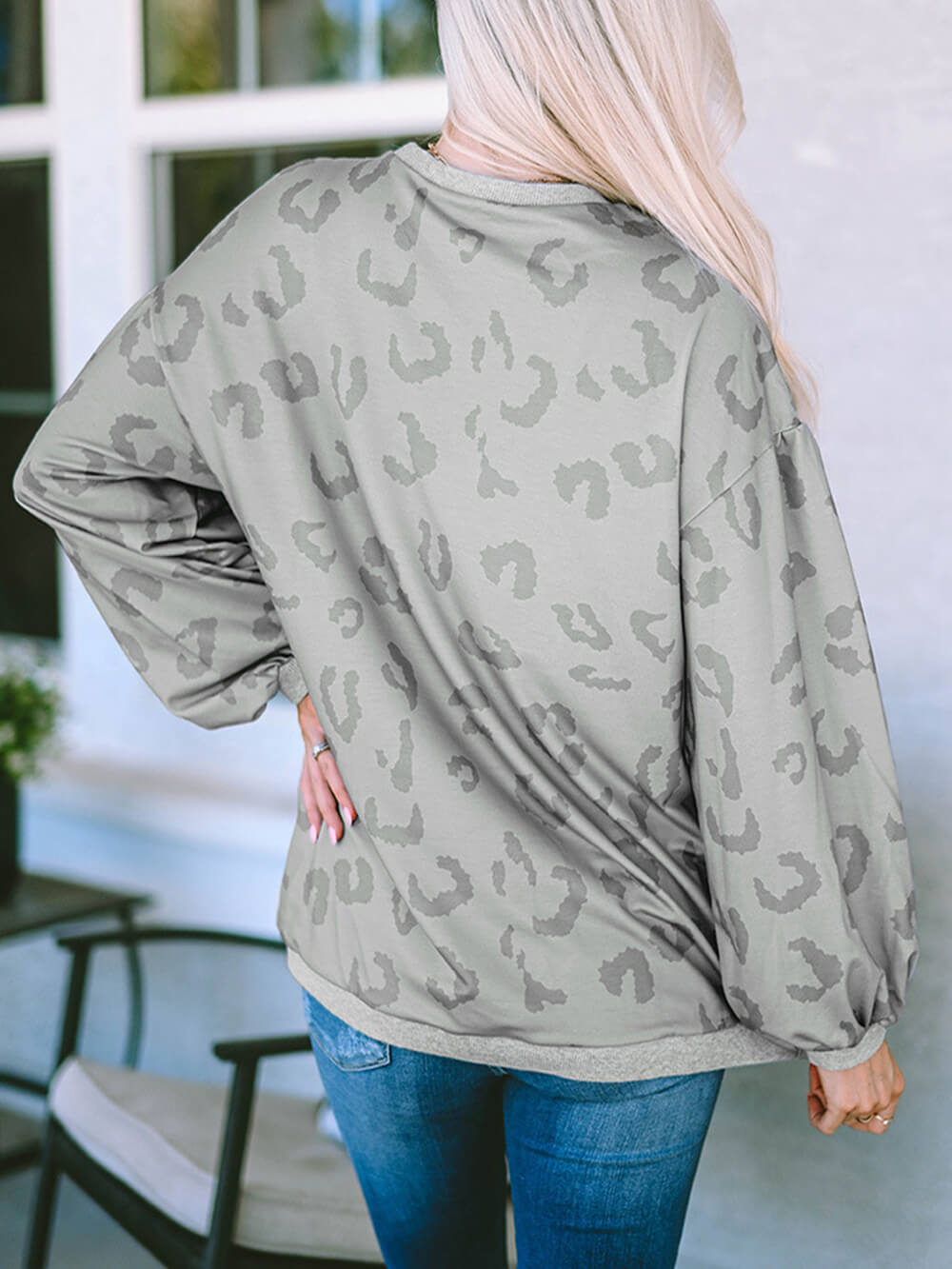 Women's Grey Crew Neck Sweatshirt — detail