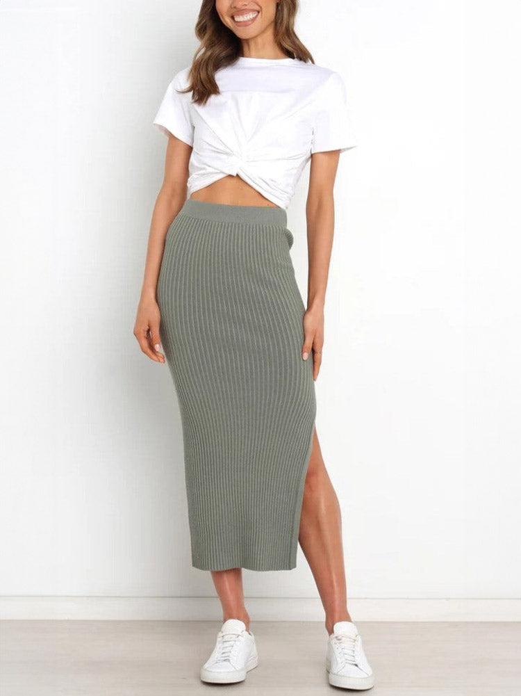 Women's grey ribbed knit midi skirt — detail
