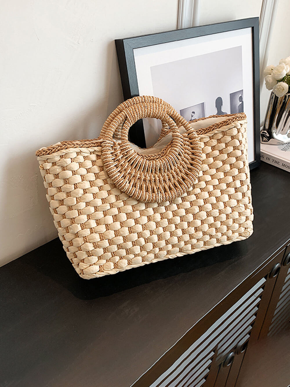 Women's handmade straw beach bag