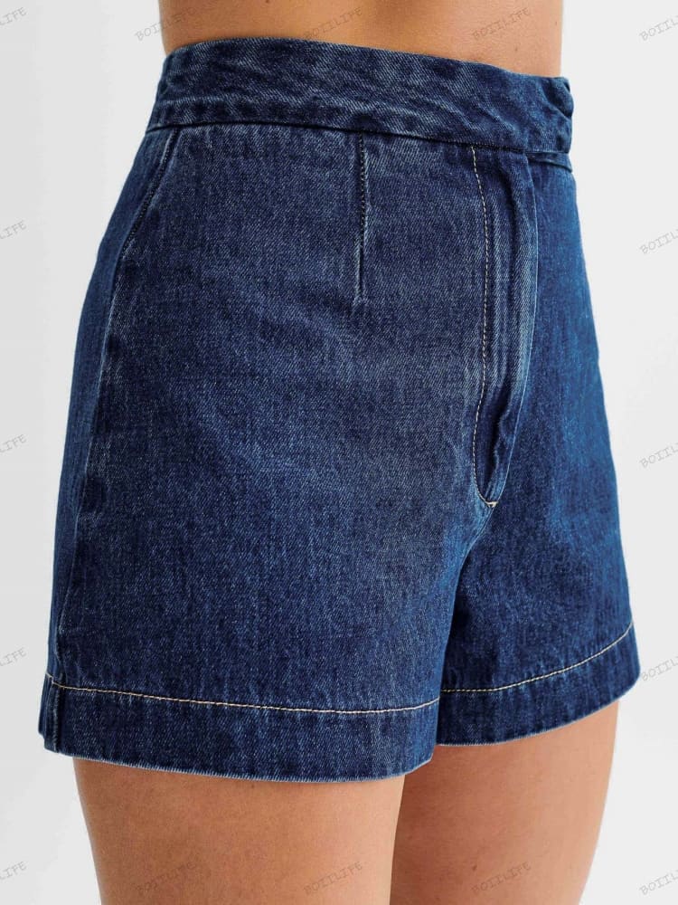 Women's high-waisted denim shorts set