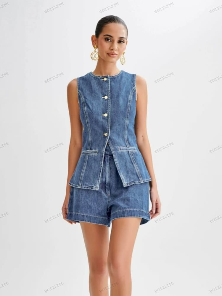 Women's high-waisted denim shorts set