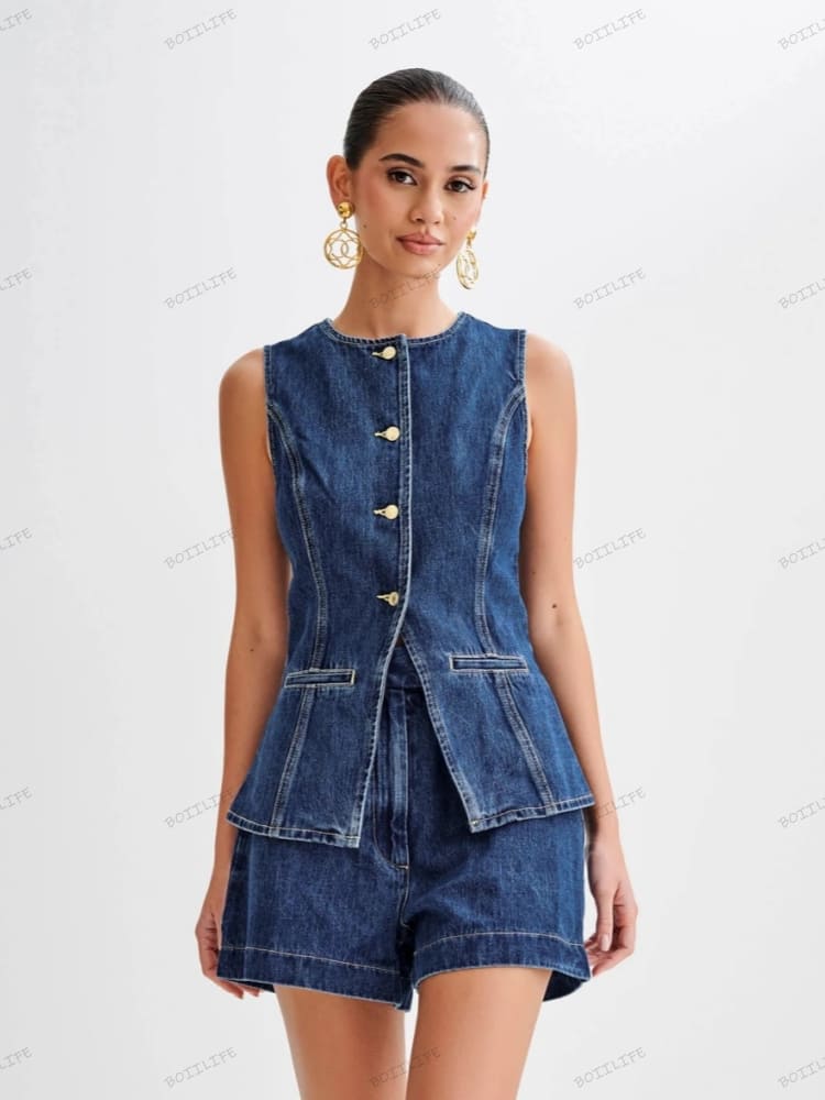 Women's high-waisted denim shorts set