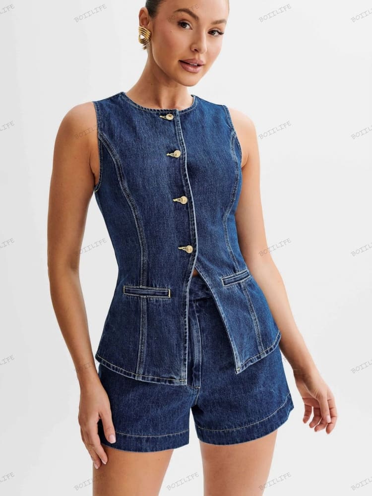 Women's high-waisted denim shorts set