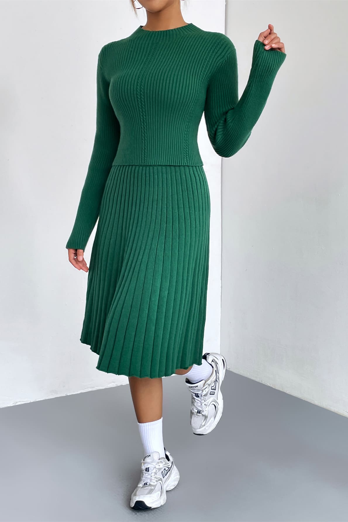 Women's A-line knit sweater skirt set — detail