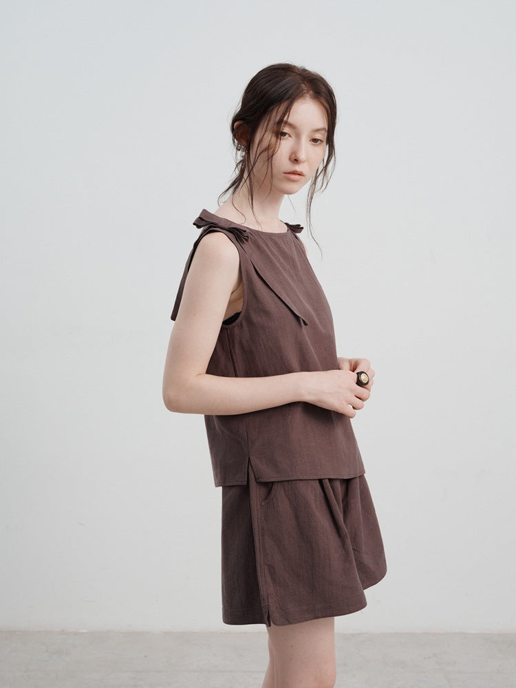 Women's Linen Tank Top with relaxed, loose fit for summer — detail view