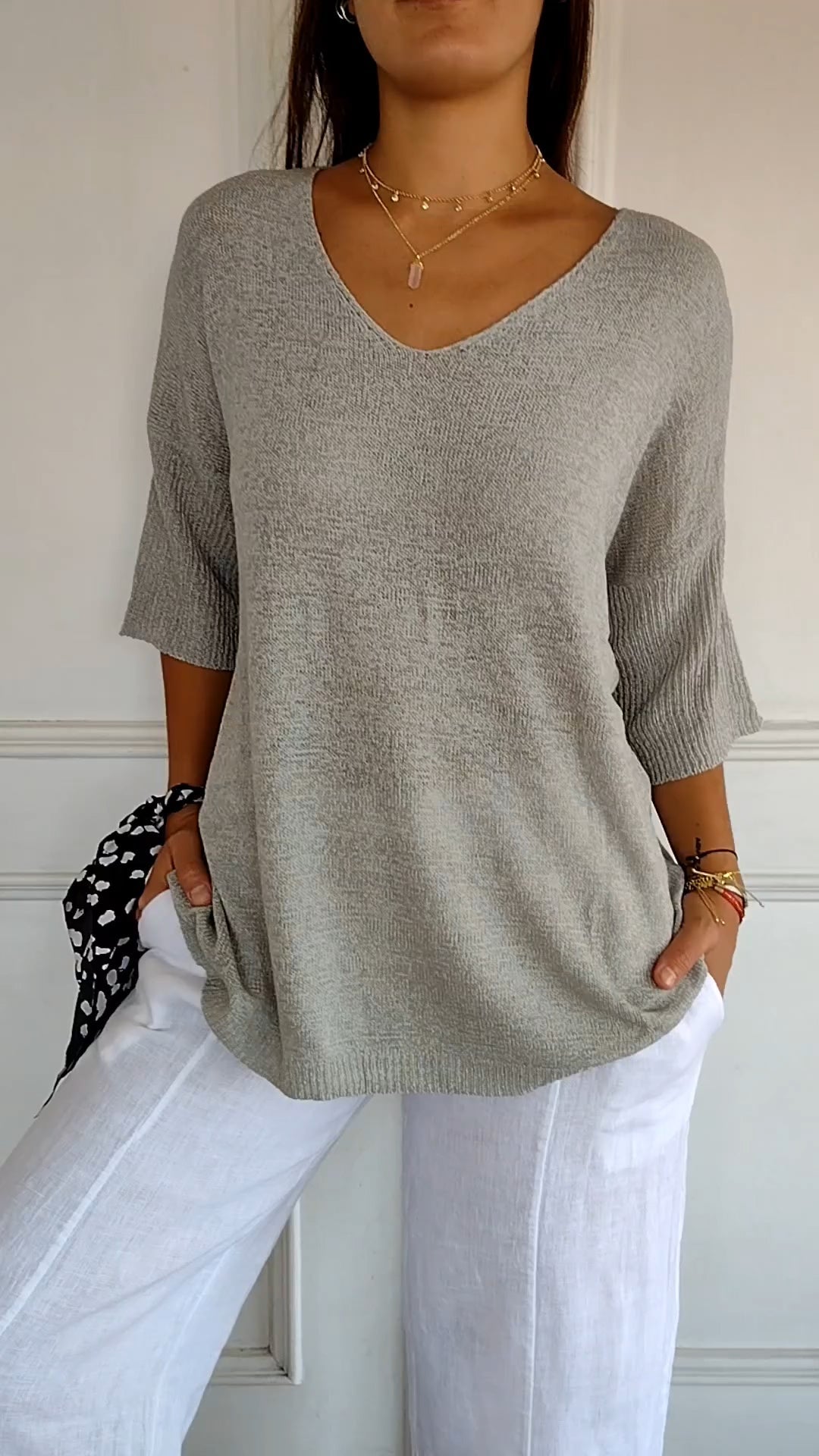 Women's plain knit V-neck top