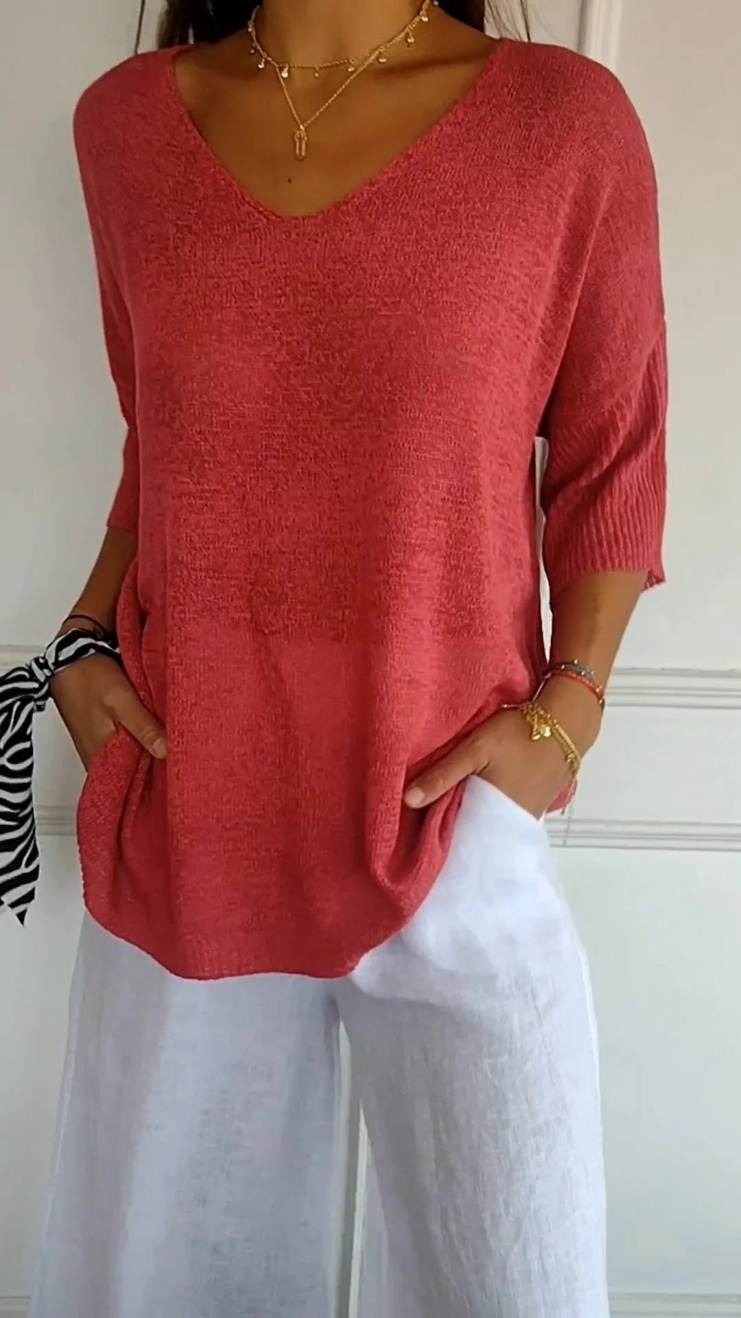 Women's plain knit V-neck top