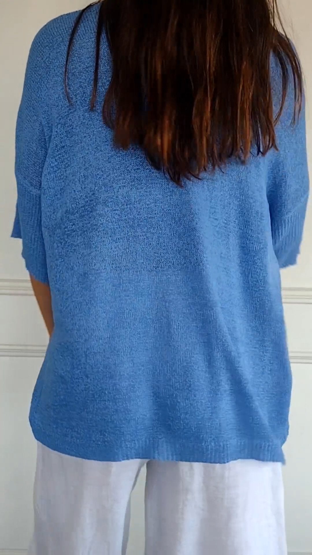 Women's plain knit V-neck top