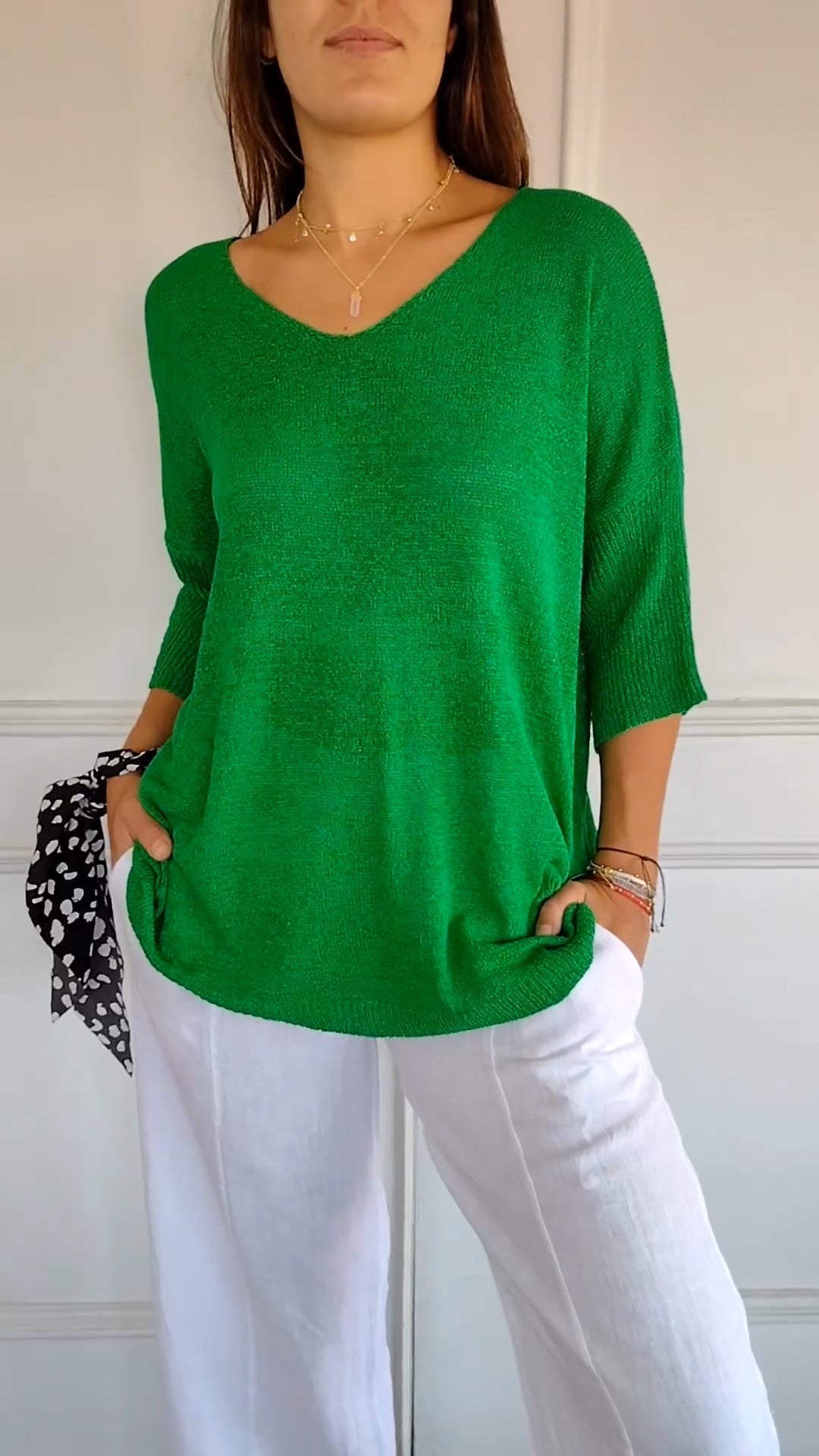 Women's plain knit V-neck top