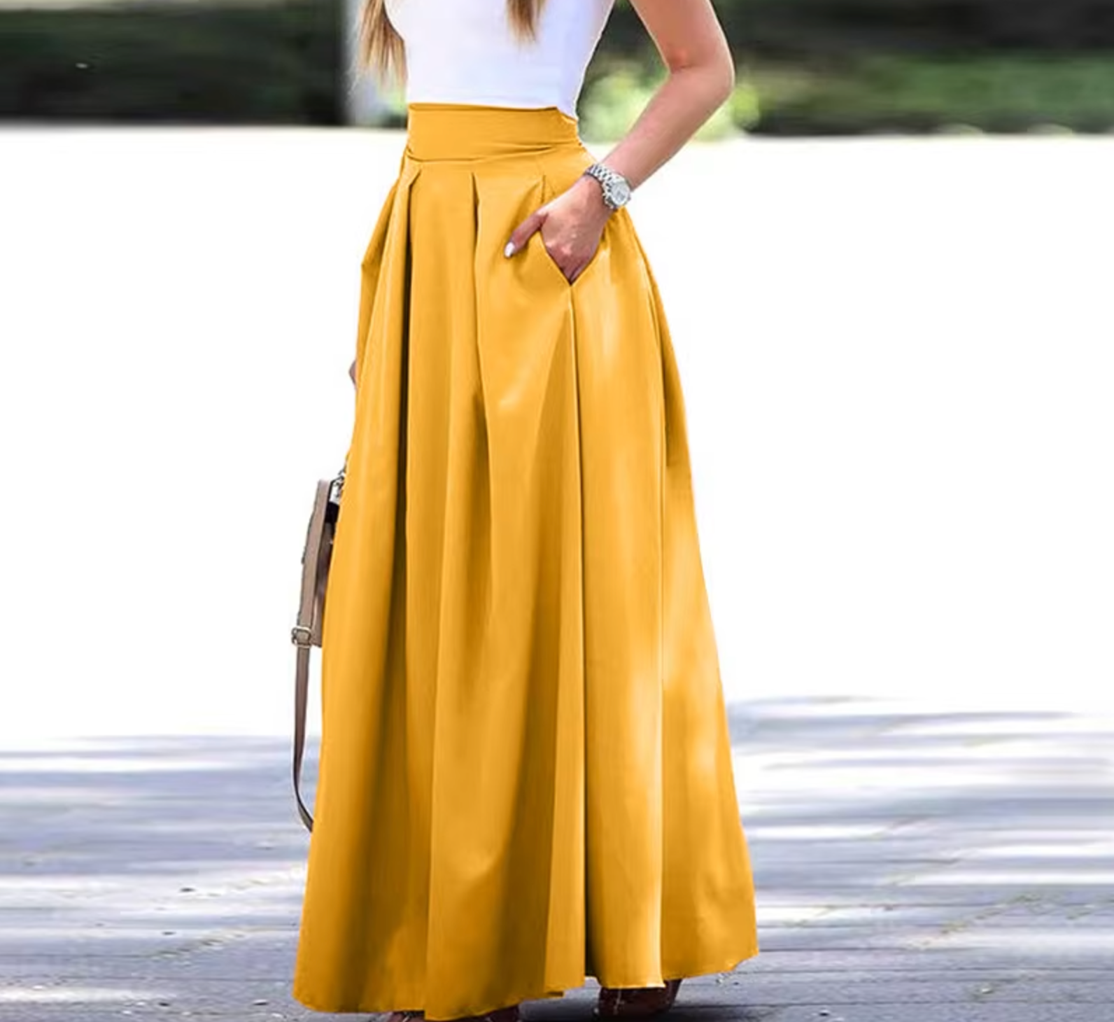 Women's pleated maxi skirt